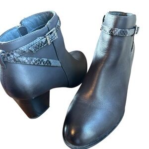 Vionic Women's Upton Ankle Boot Block Heel Leather Dark Grey Size 8